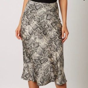 NWT Snakeskin Silky Midi Skirt Sz SM